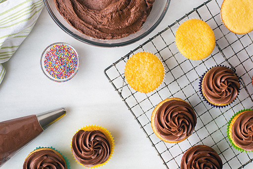 Classic Birthday Cupcakes – Step 13