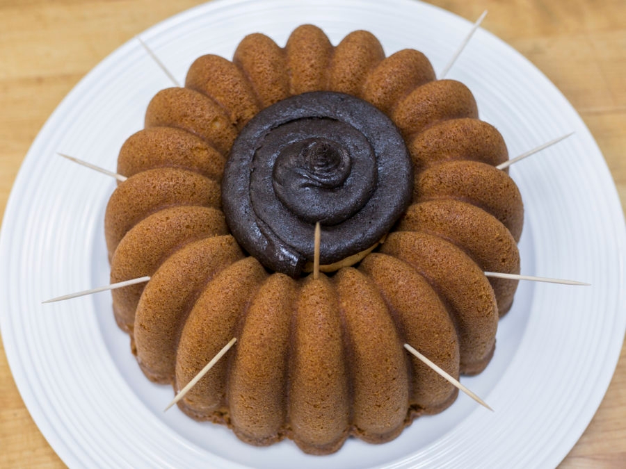 How to make Halloween Spider Bundt via @kingarthurflour
