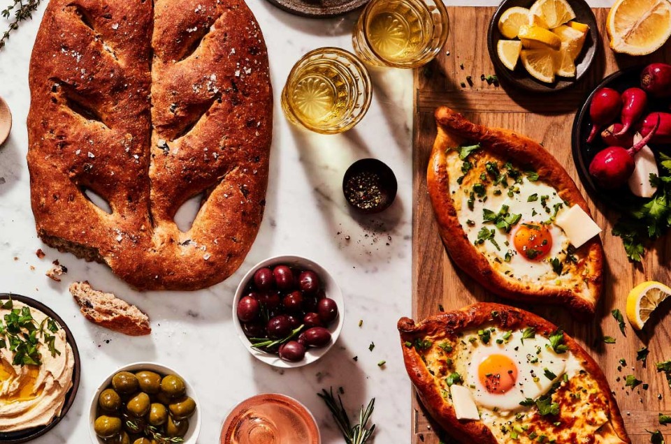 Khachapuri and fougasse