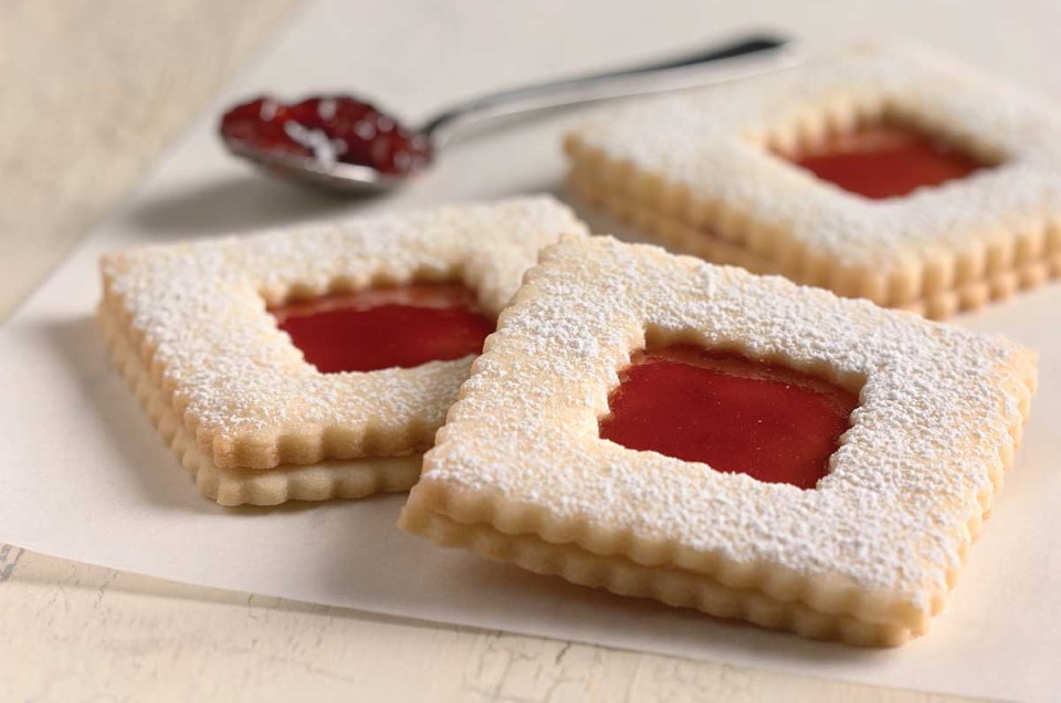 Linzer cookies