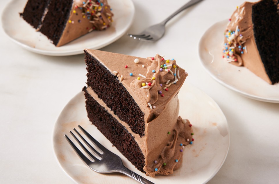 Cute and Small Chocolate Cake - select to zoom