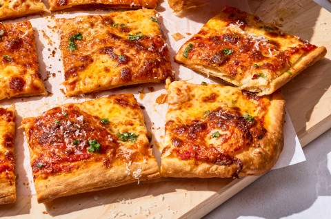 Flaky Puff Crust Pizza