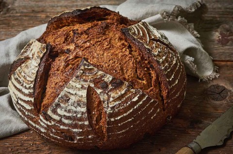 Sourdough Pumpernickel Bread