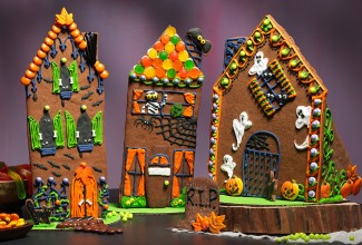 HalloweenHouses_900w
